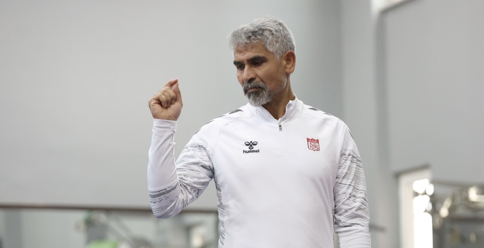 İsmet Taşdemir imzaya geliyor!