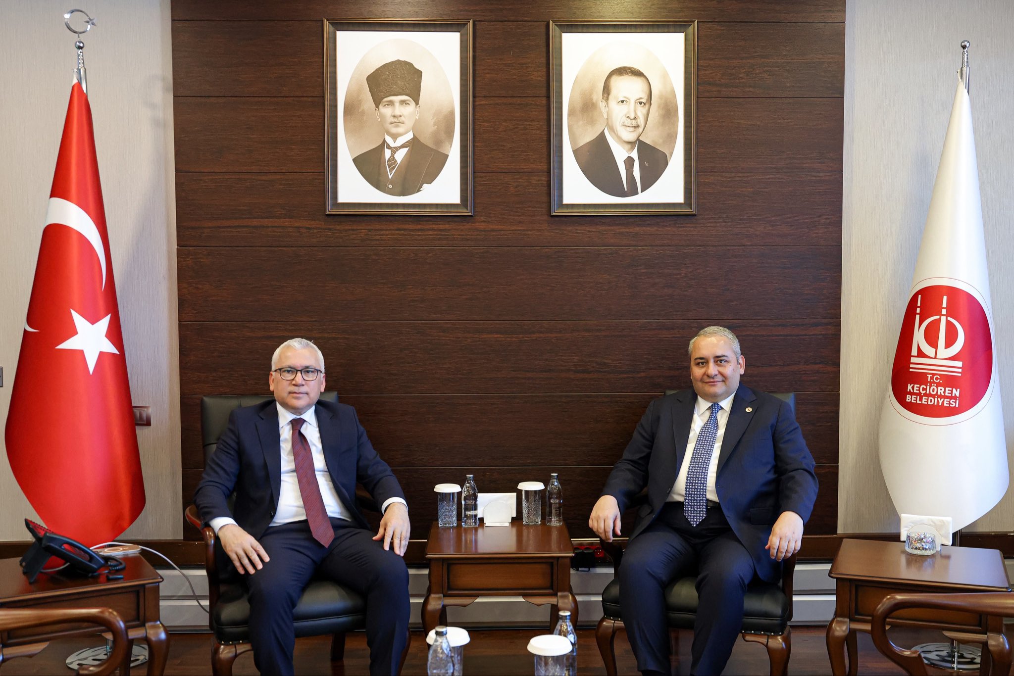 Vali Şimşek’ten Ankara’da Sivaslı başkana sürpriz ziyaret!