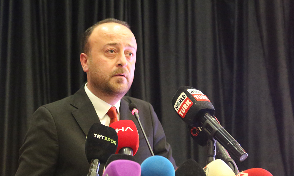 Sivasspor’da Burak Özçoban yeniden başkan seçildi