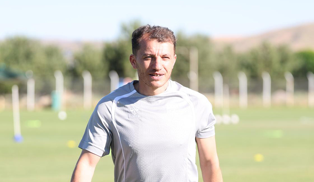 Ziya Erdal: “Sivasspor’u hak ettiği yere taşıyacağız”