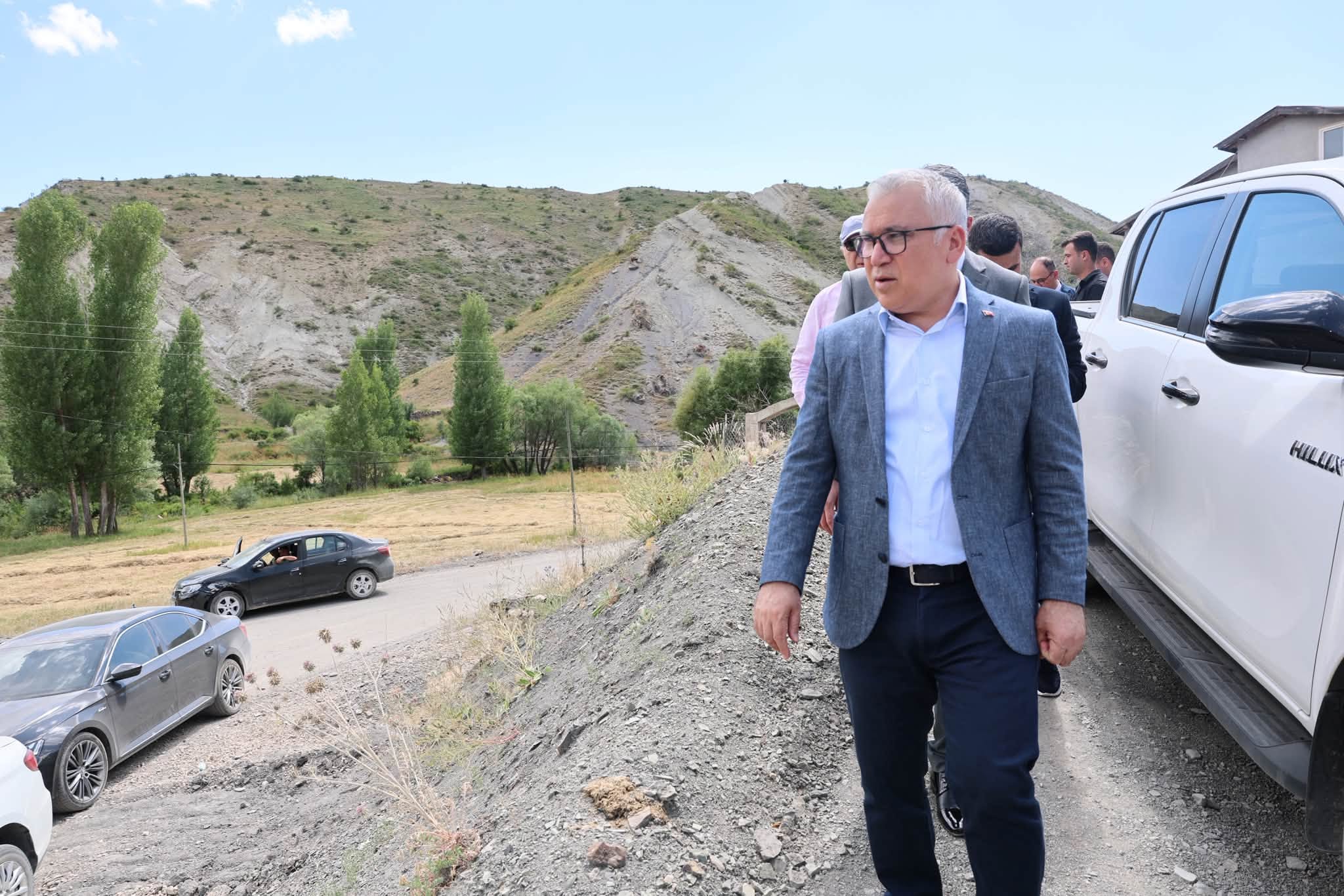 Sivas Bolucan'da çalışmalar hız kesmeden sürüyor