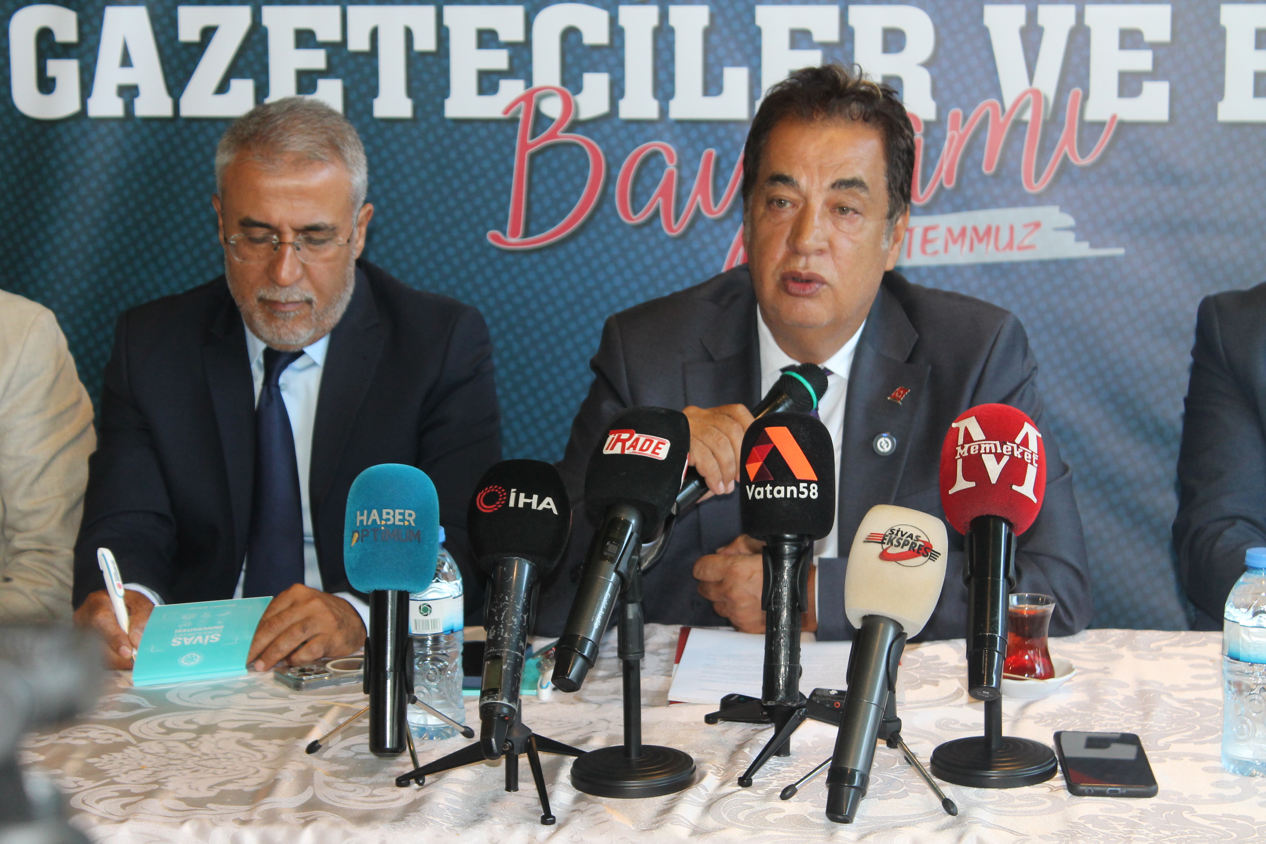 Şengönül: "Önemli bir kamu görevini yerine getiriyorsunuz"