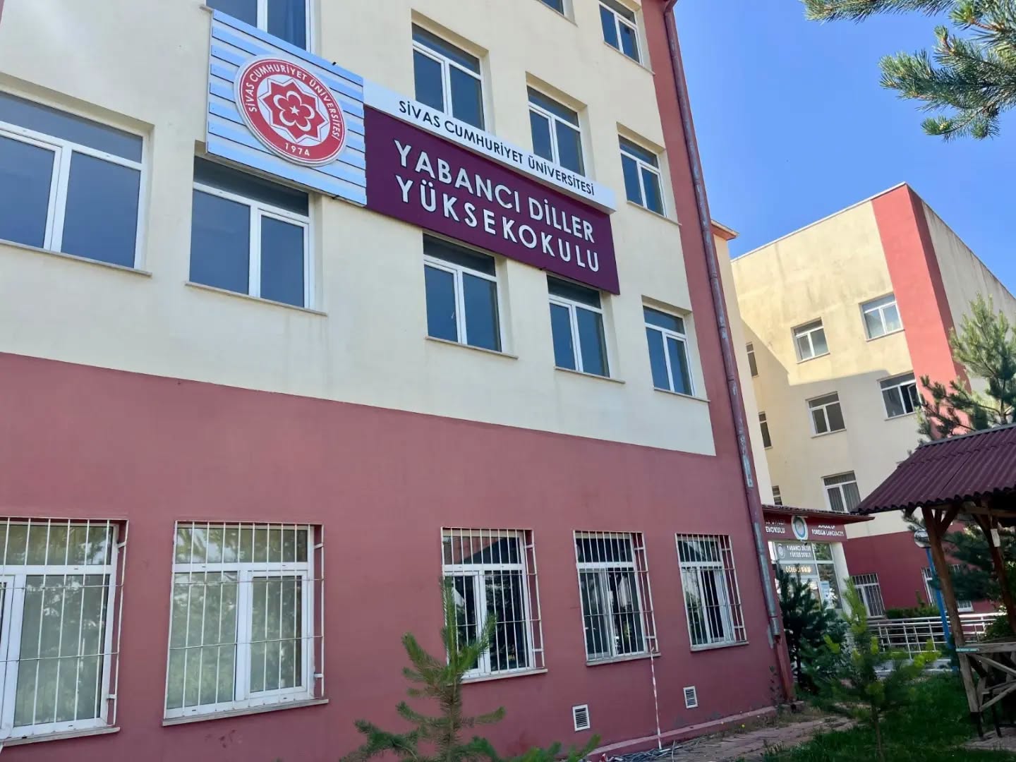 Yabancı Diller kalitesini tescilledi