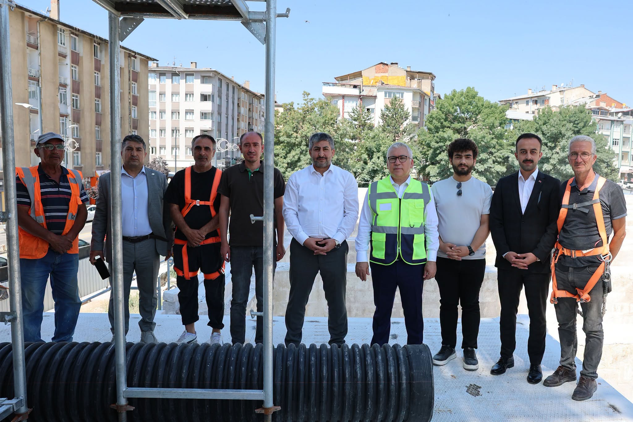 Restorasyon titizlikle sürüyor