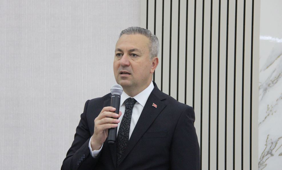 "Sivas'ta alevi mahallesi yok, kardeşlik var"