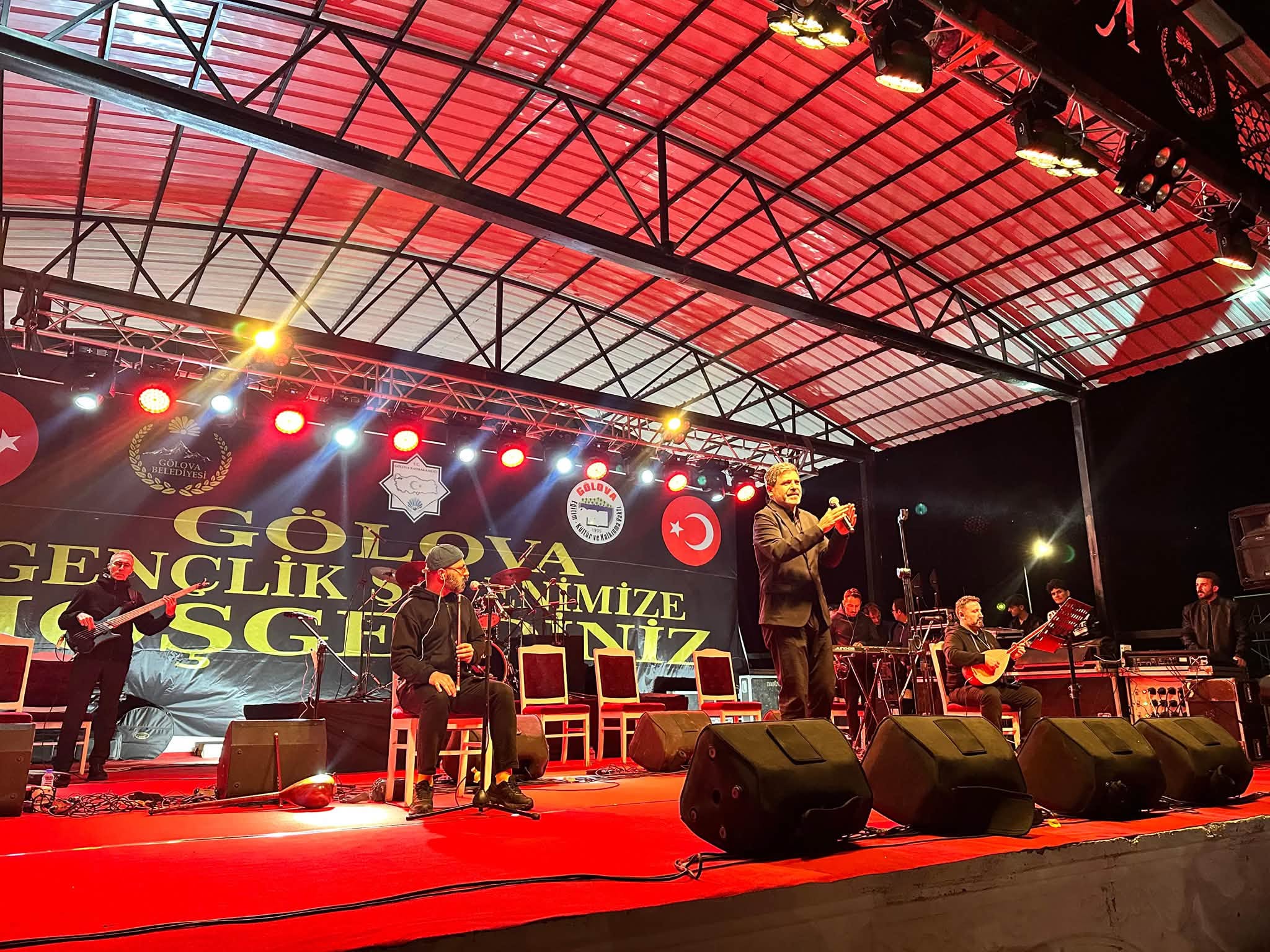 Gölova Gençlik Şöleni coşkuyla gerçekleştirildi