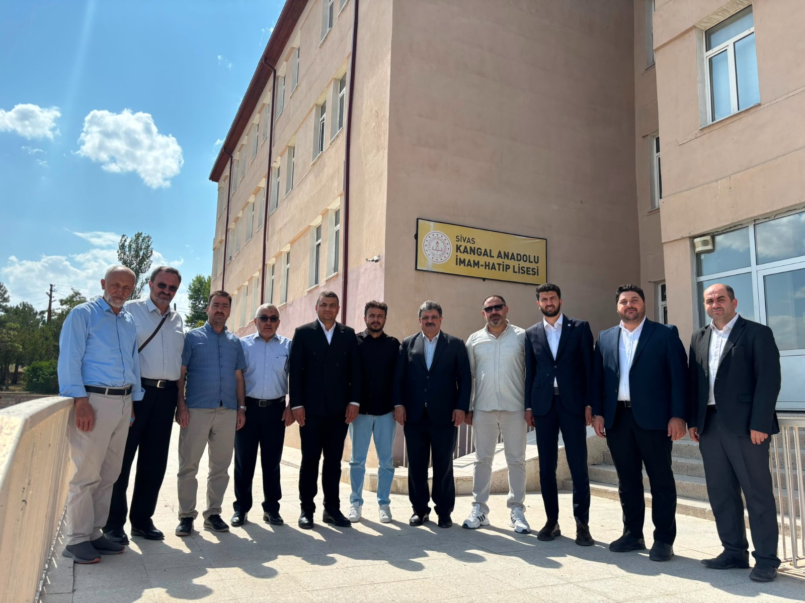ÖNDER'den Kangal'a eğitim çıkarması