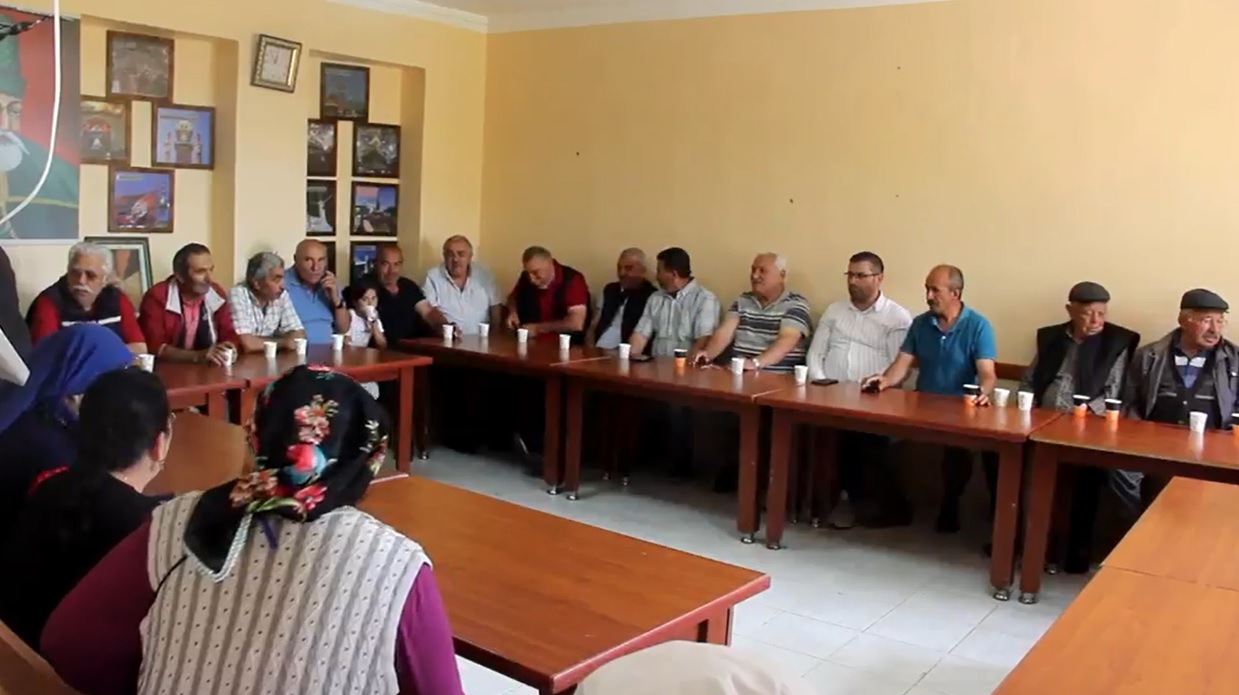 Sivas'ta 138 kişi CHP'den istifa etti!