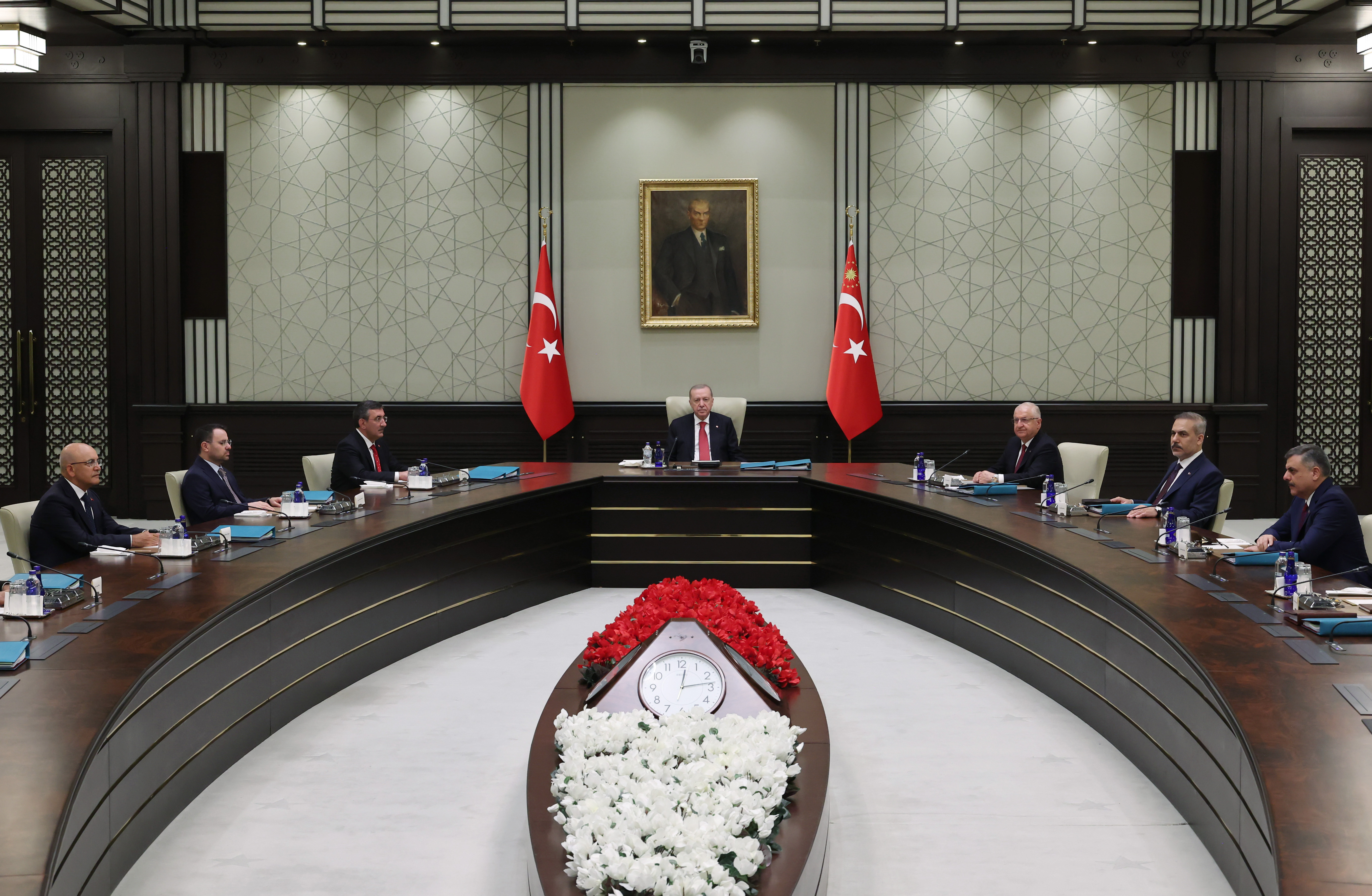 YAŞ toplandı