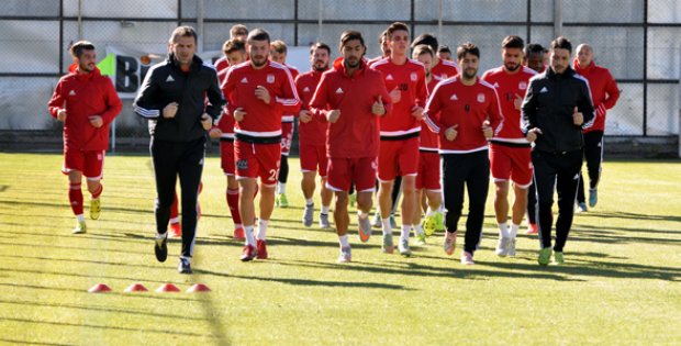 Yiğidolar Beşiktaş´a Hazırlanıyor