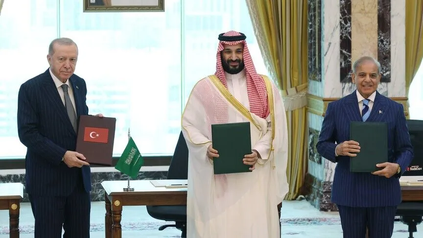 Türkiye, Suudi Arabistan ve Pakistan üçlü savunma anlaşması imzaladı