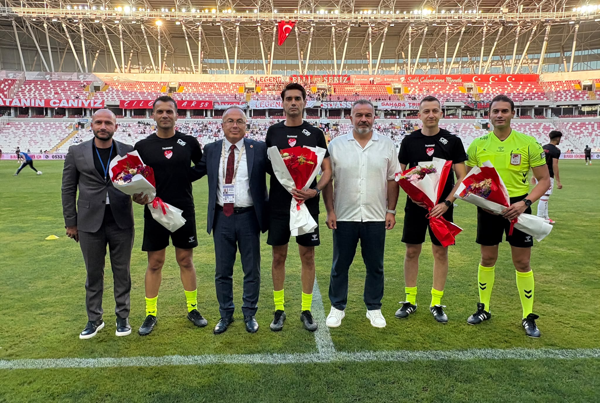 Müdür Ertem’den anlamlı jest