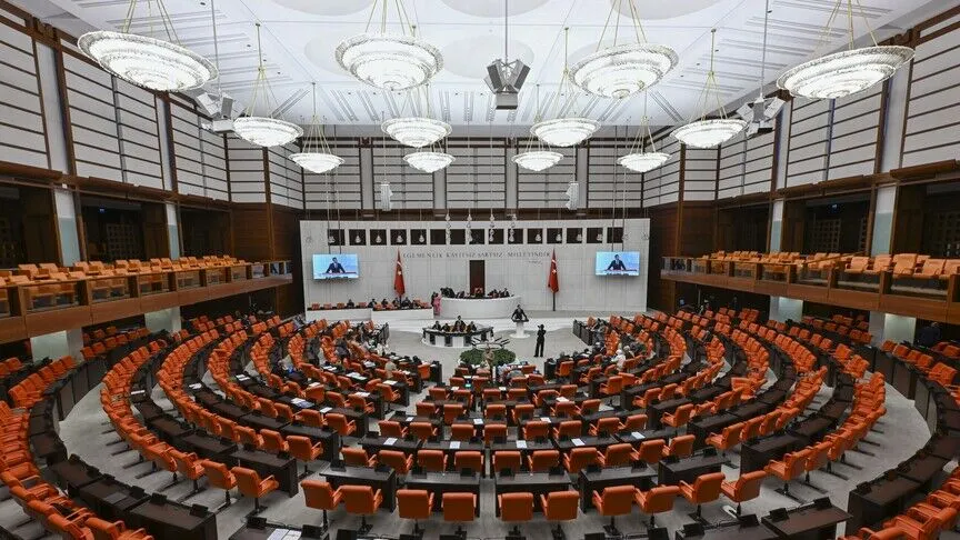 Şehit aileleri ve gazileri ilgilendiren kanun Meclis'te kabul edildi