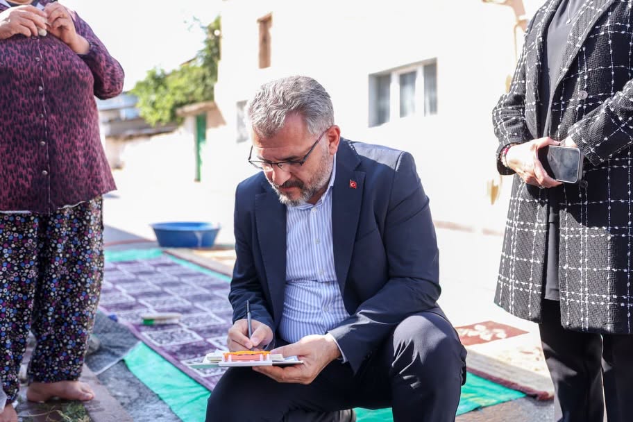 AK Parti Sivas teşkilatından ev ziyaretleri