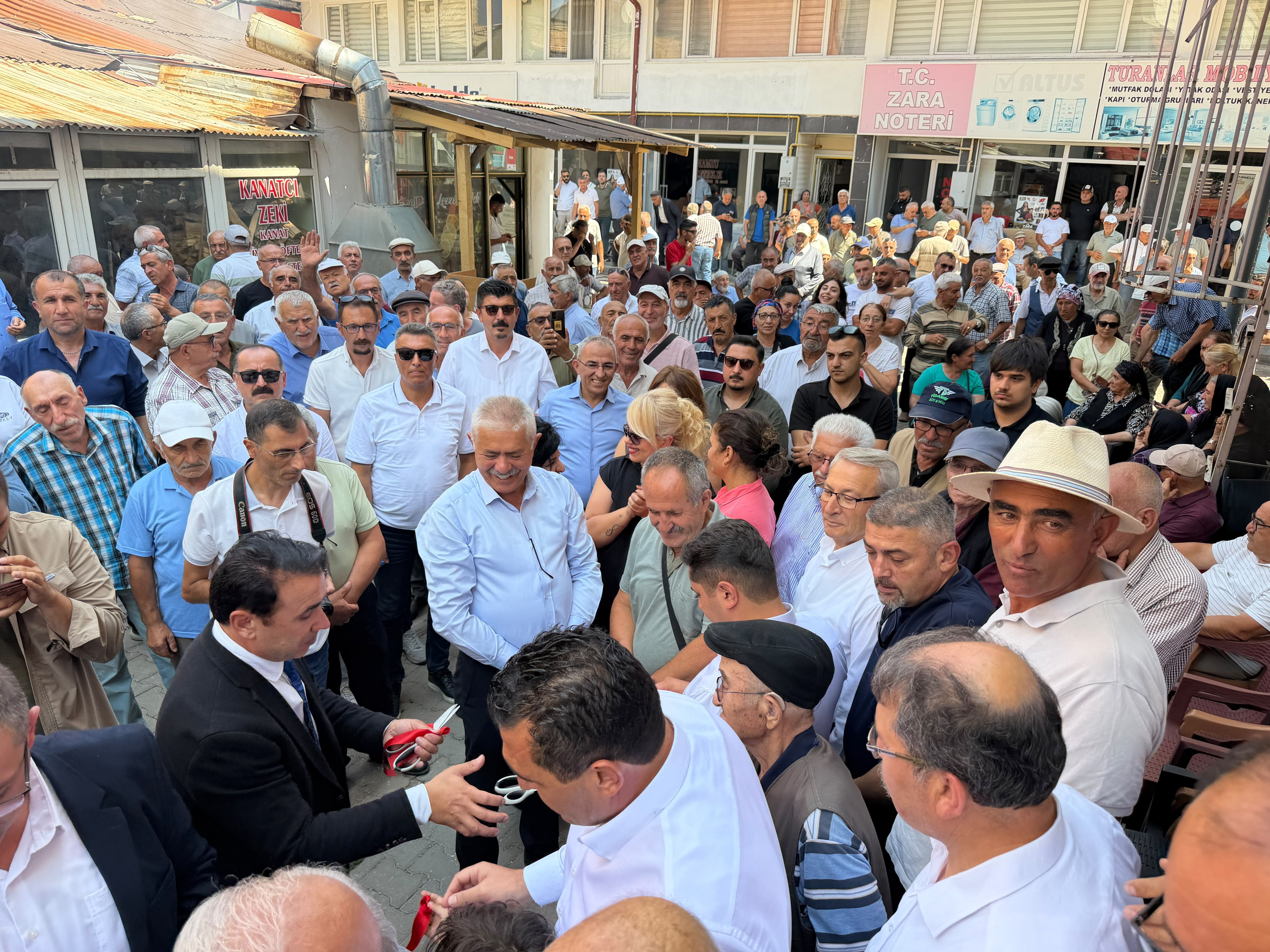 Yeni Parti Sivas teşkilatından Zara'da gövde gösterisi
