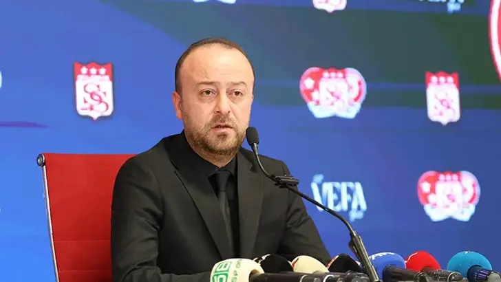 Sivasspor’da kritik zirve: Başkan Burak Özçoban gündemi değerlendirecek