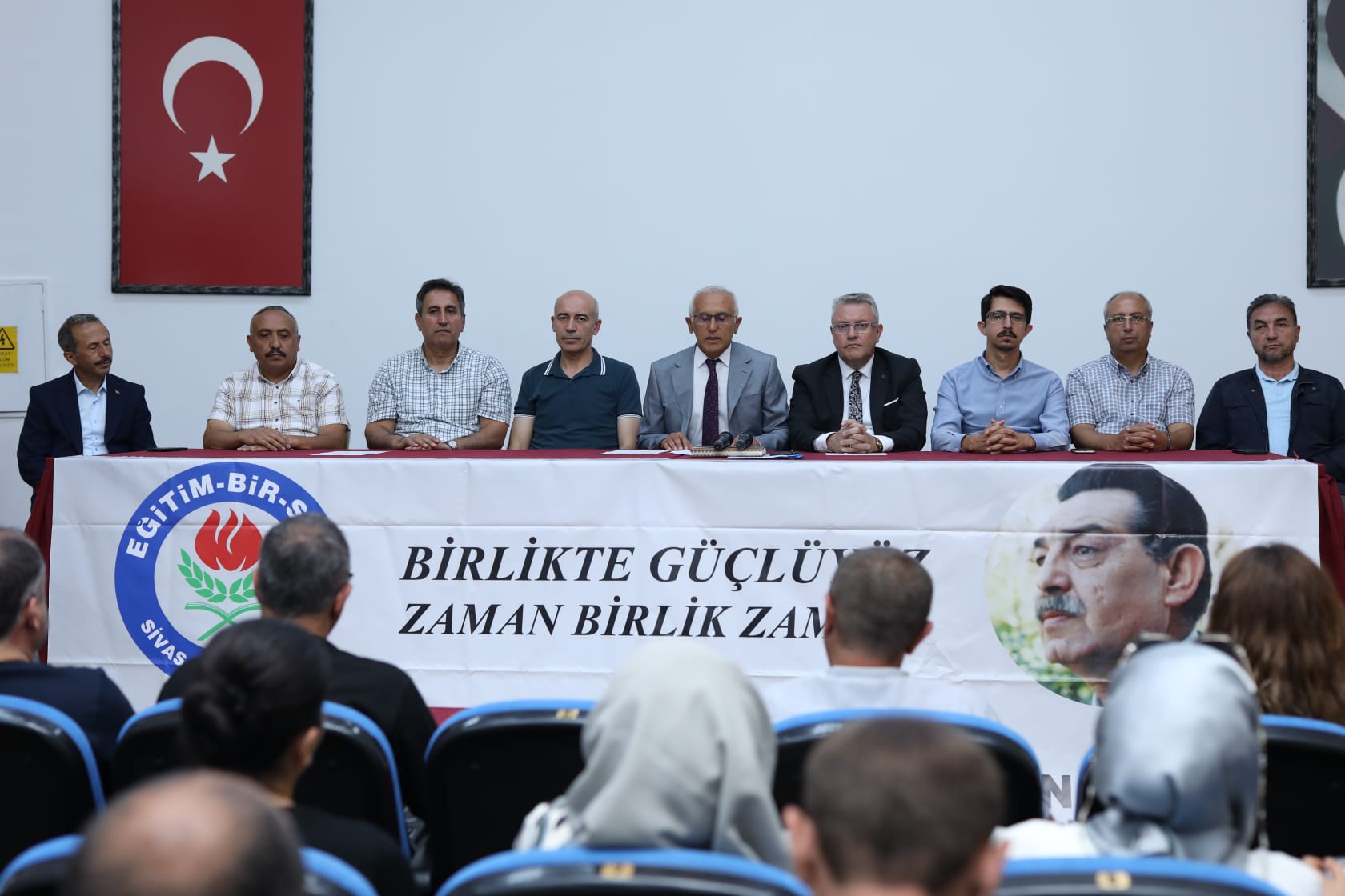 Eğitim-Bir-Sen'de ortak liste kararı: Gülez ve Yıldırım güçlerini birleştirdi
