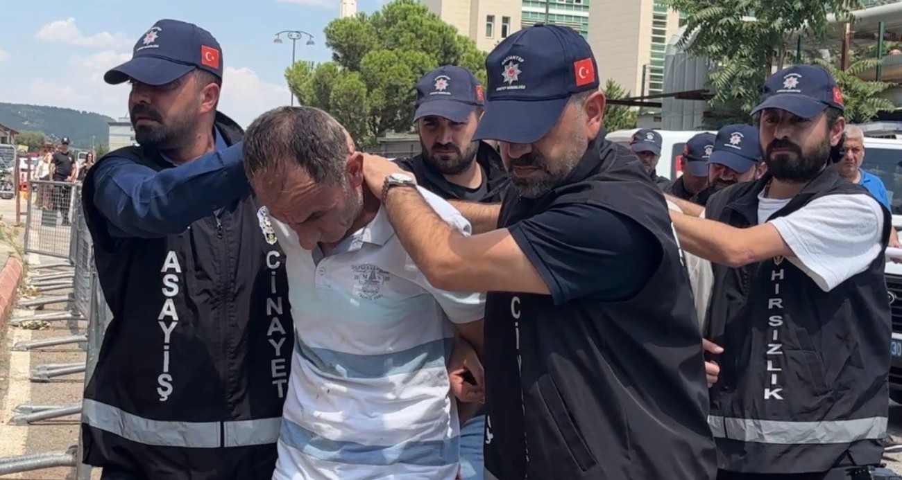 Milletvekilini bıçaklayıp ‘pişmanım’ diyen zanlı ile oğlu tutuklandı