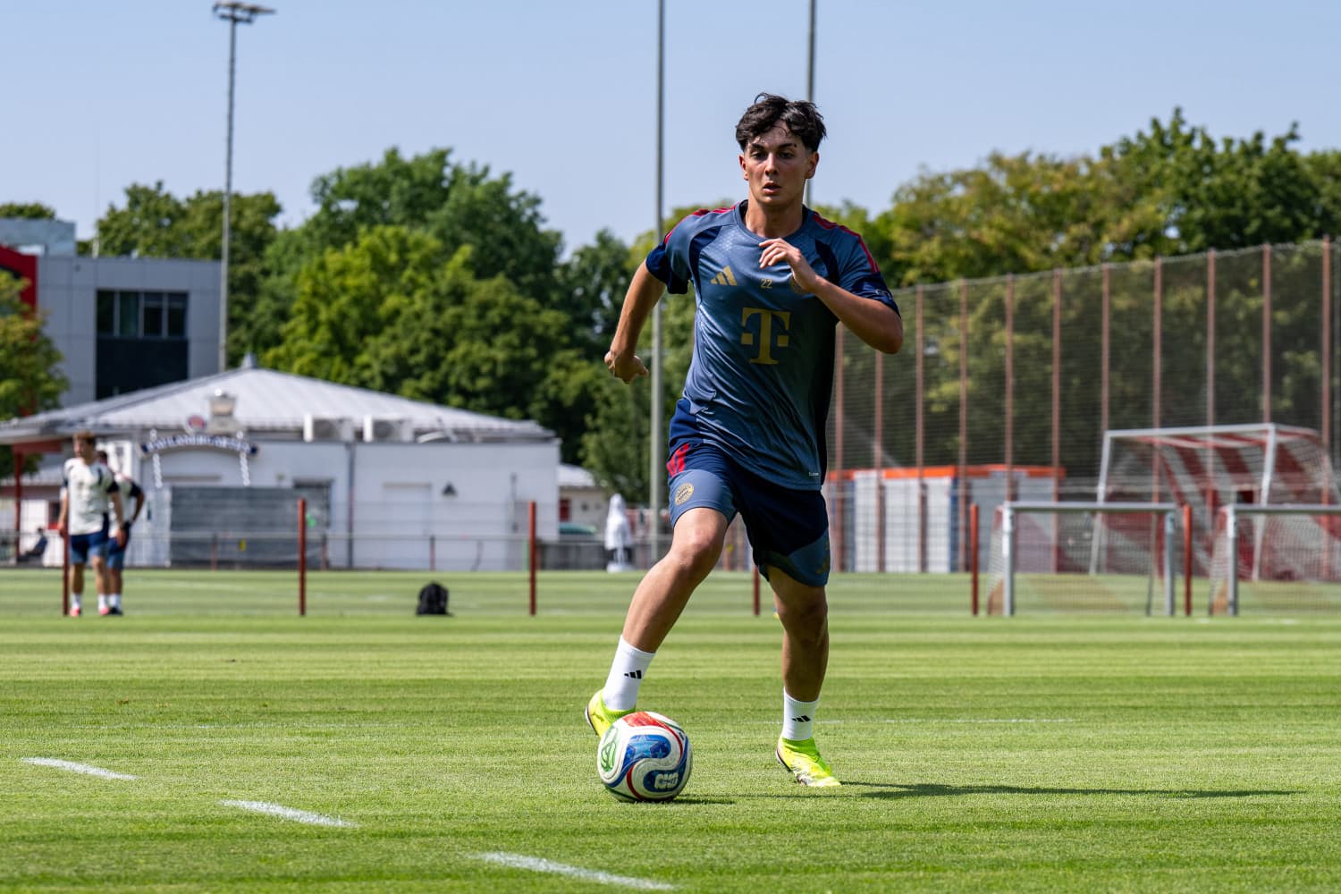 Sivaslı yetenek dünya devinin radarında: Muhammed Alperen Bayern’de büyüledi!