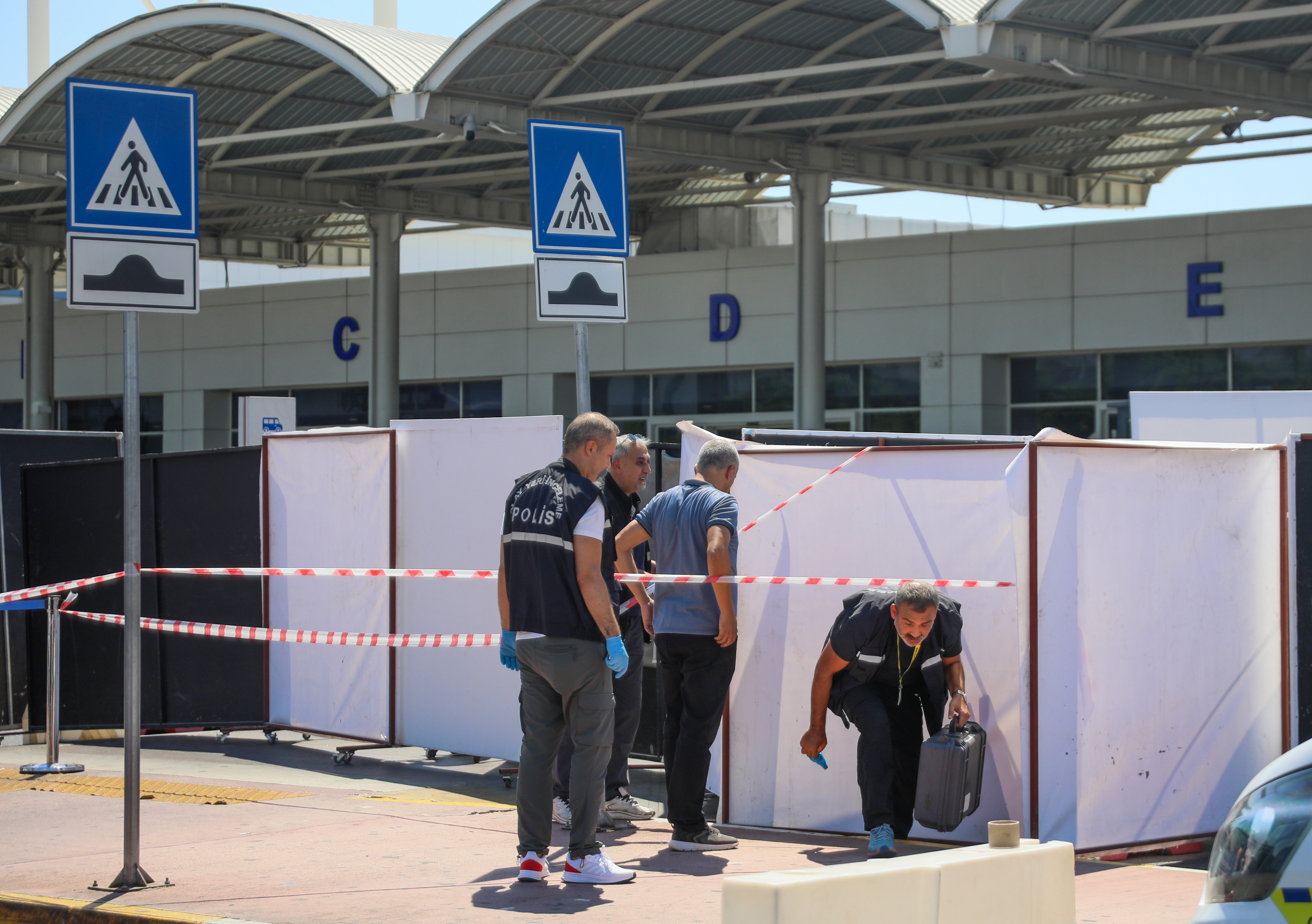 Emekli polis memuru dehşet saçtı