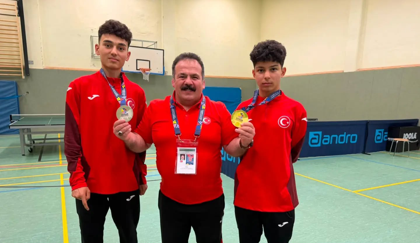 Göğsümüzü kabartan başarı: Milli sporcumuz Ebubekir İnce'den 3 kürsü birden!