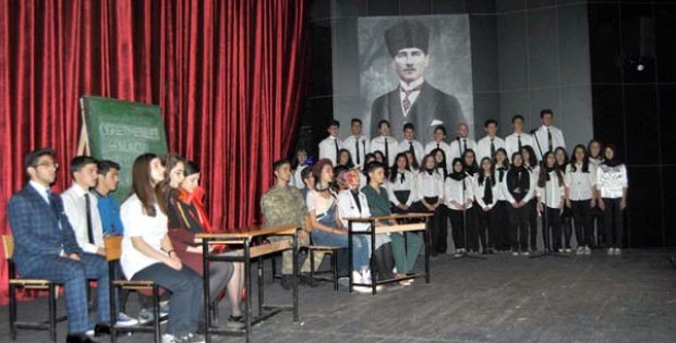 Duygu Dolu Kutlama Yapıldı