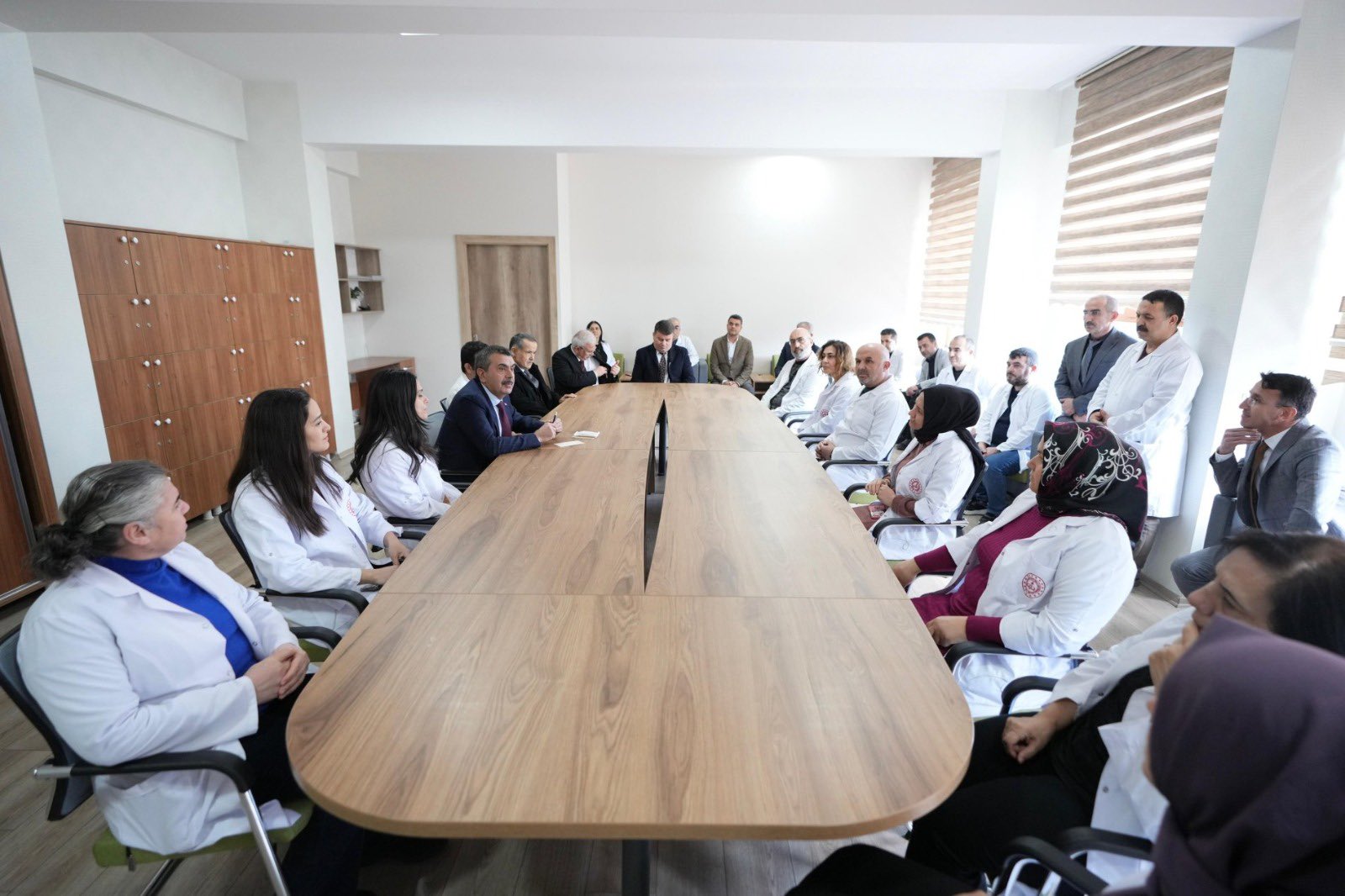 Sivas'taki binlerce öğretmenin seminer takvimi netleşti: İlk hafta çevrim içi, ikinci hafta yüz yüze!