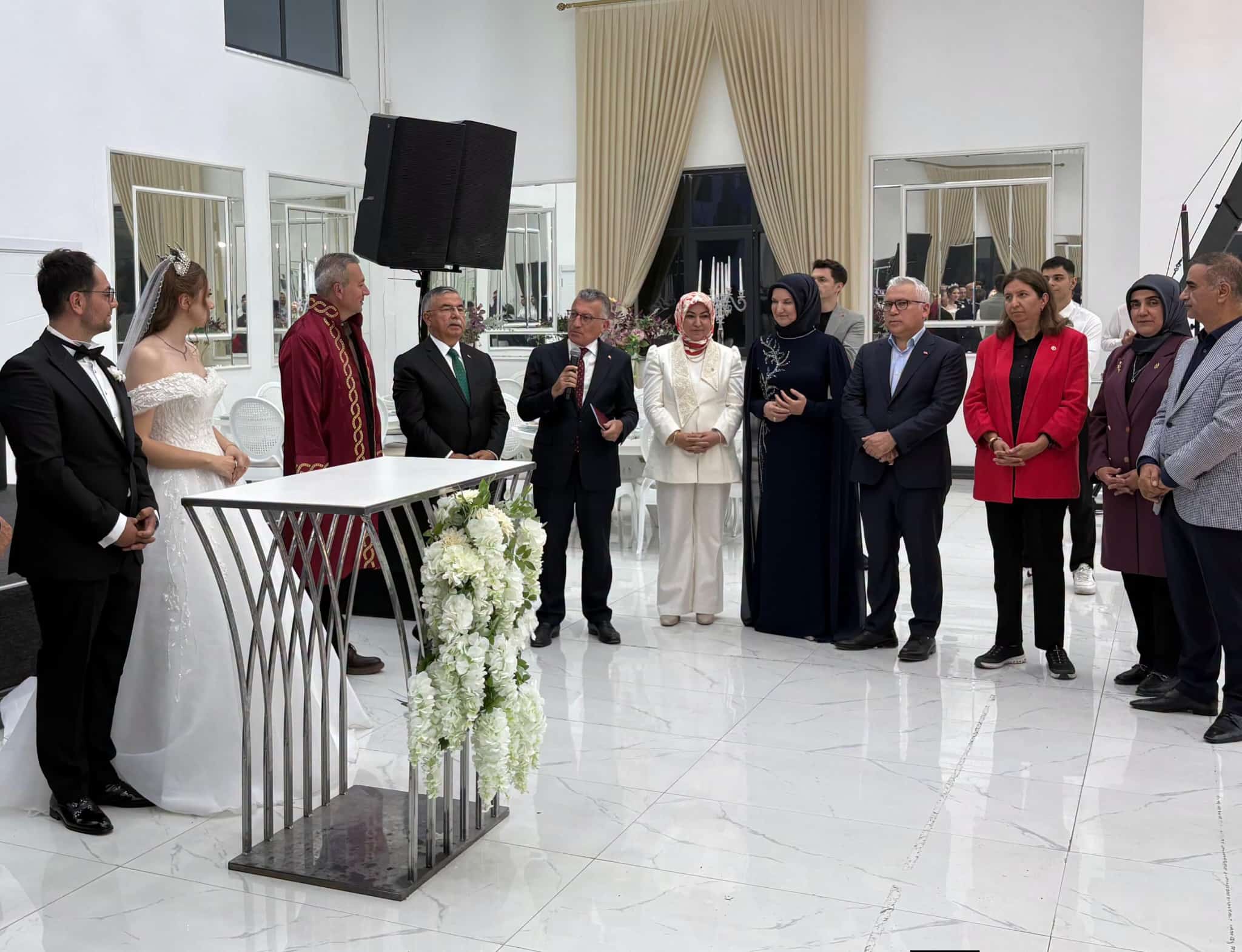 Şüheda ve Şükrü Can’ın mutlu günü
