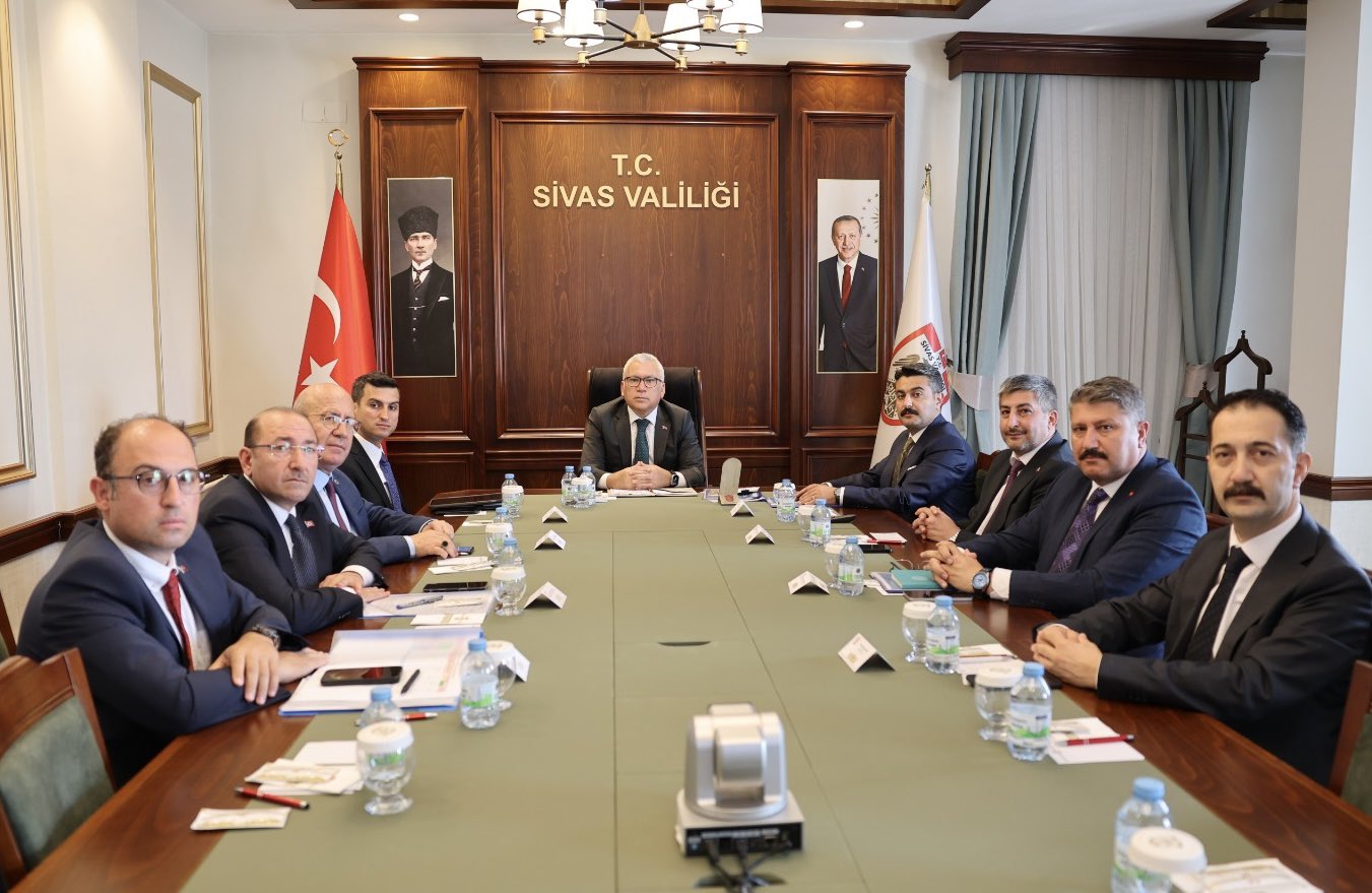 Sivas’ta eğitim yatırımları masaya yatırıldı