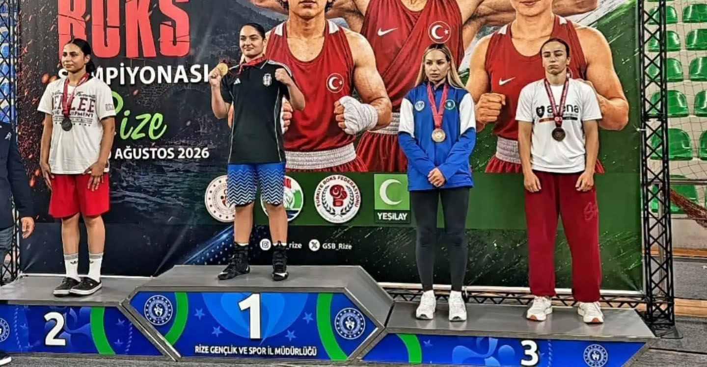 Sivaslı boksör Rize’de Türkiye 3.’sü oldu