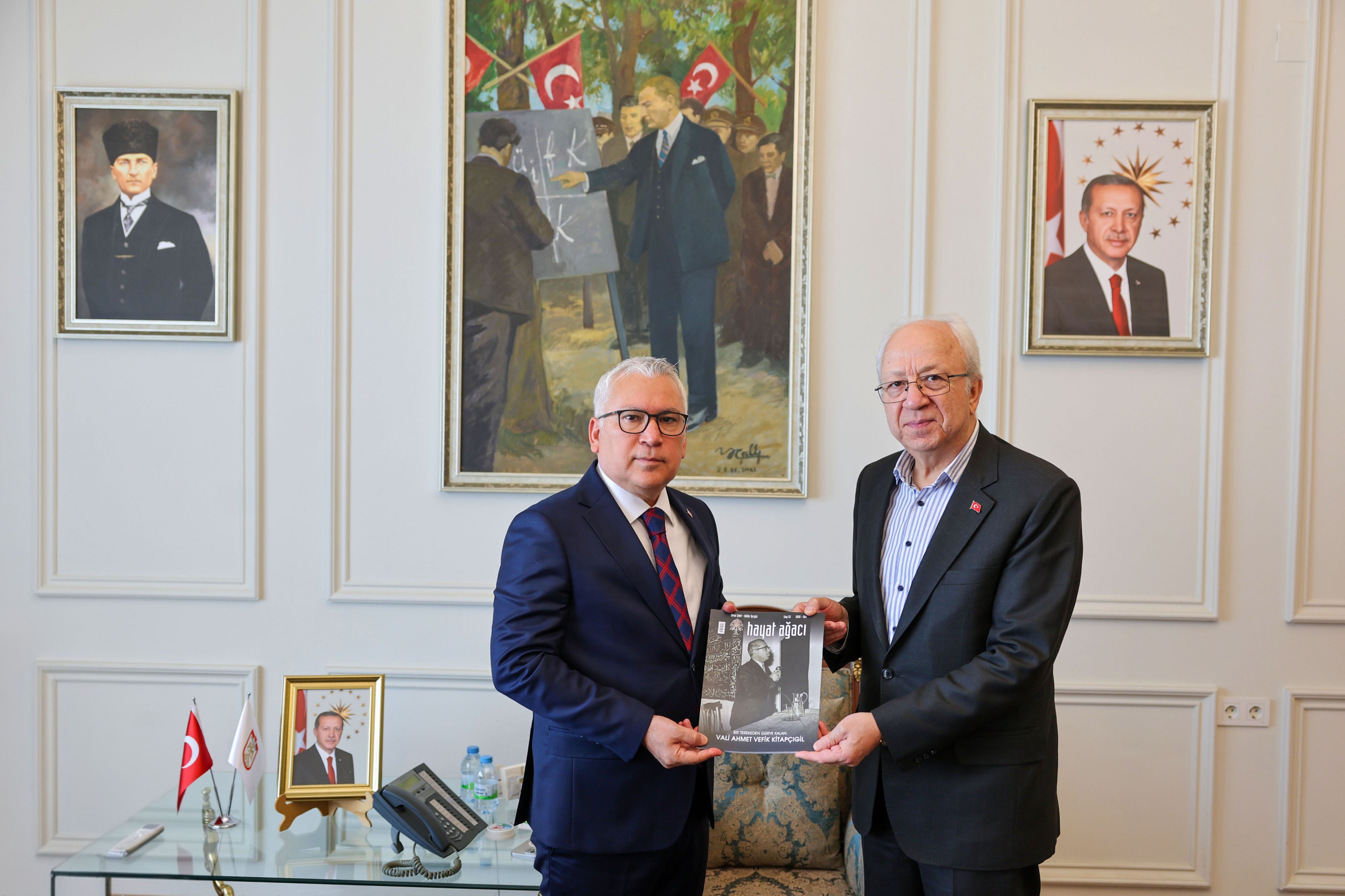 Hayat Ağacı’nın 52. sayısı okurla buluştu