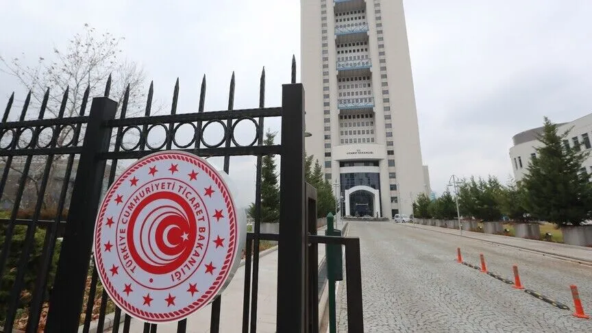 Dış ticaret açığı Ağustosta arttı