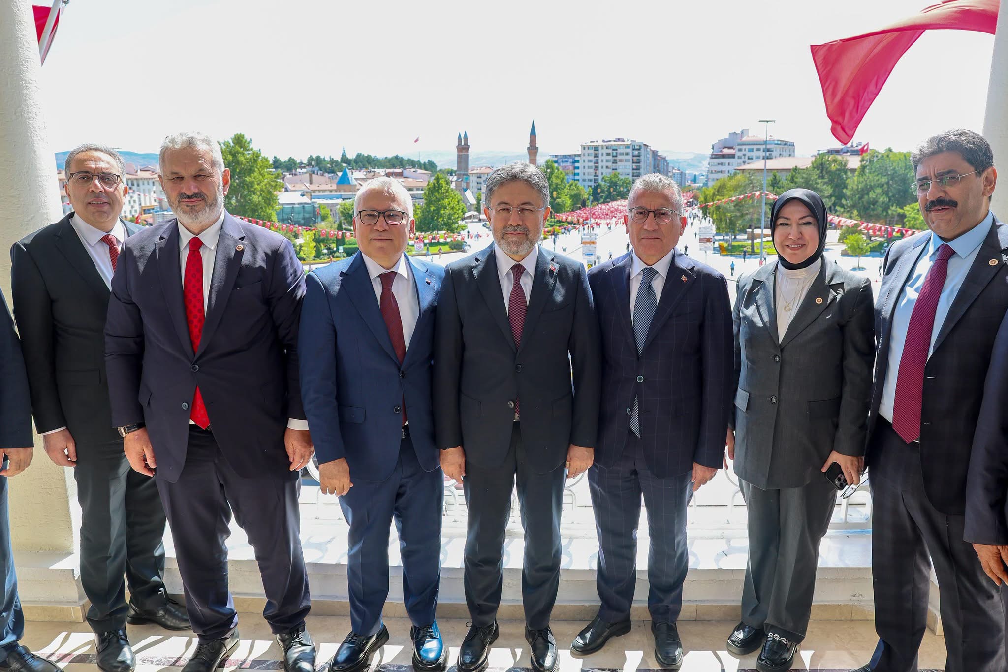 Bakan Yumaklı’dan Sivas Valiliği’ne ziyaret