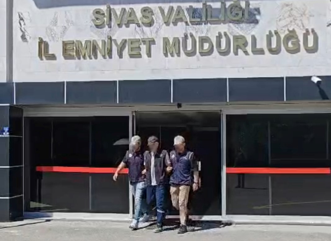 FETÖ hükümlüsü Sivas’ta yakayı ele verdi