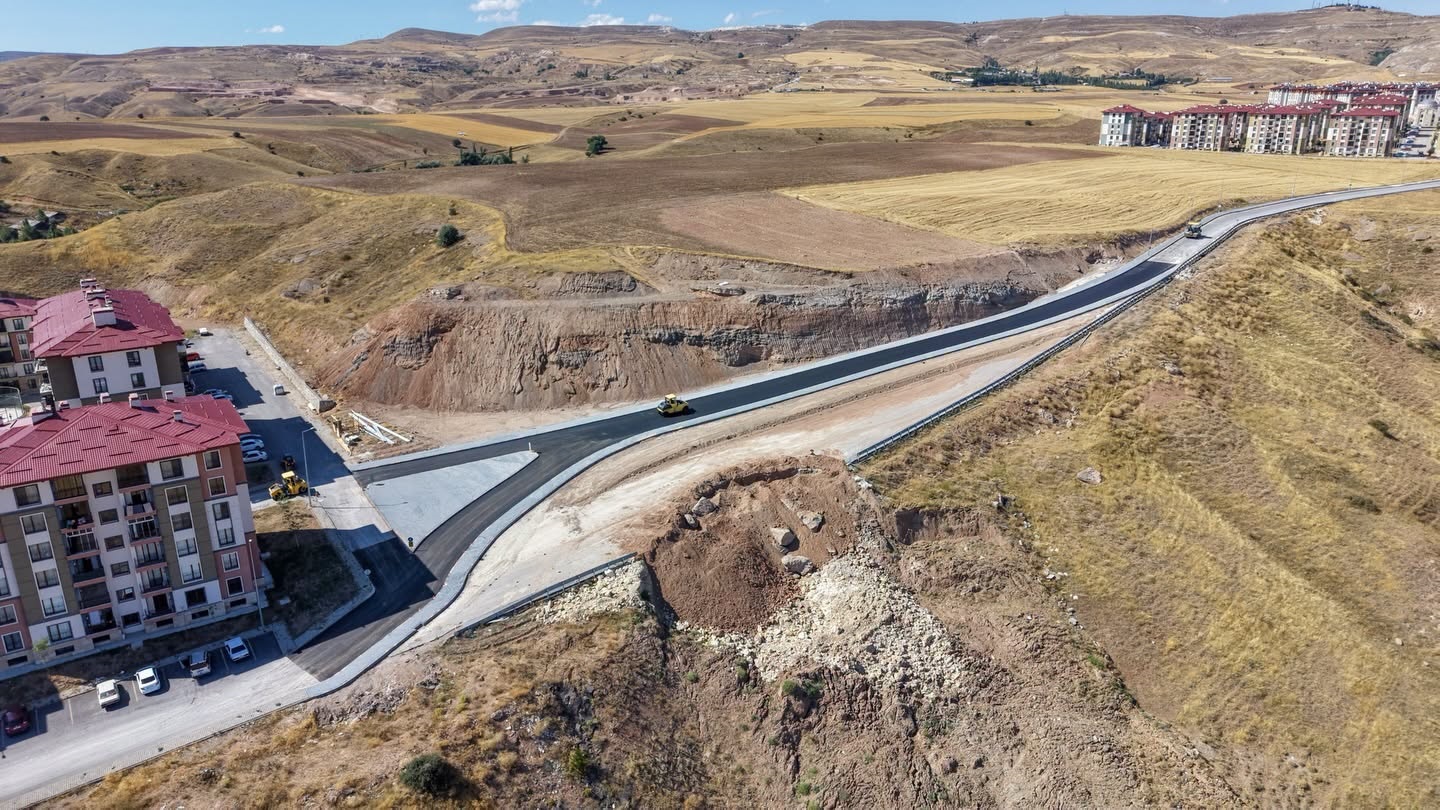 Sivas’ta ulaşım ve altyapı çalışmaları sürüyor