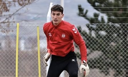 Sivasspor’da kalede Arda Erdursun sürprizi