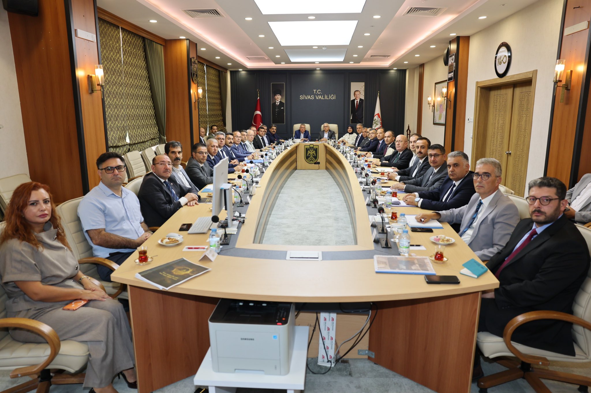 Sivas Valiliği’nde yatırım zirvesi