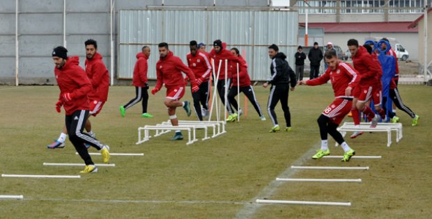 Yiğidolar Akhisar´a Hazırlanıyor