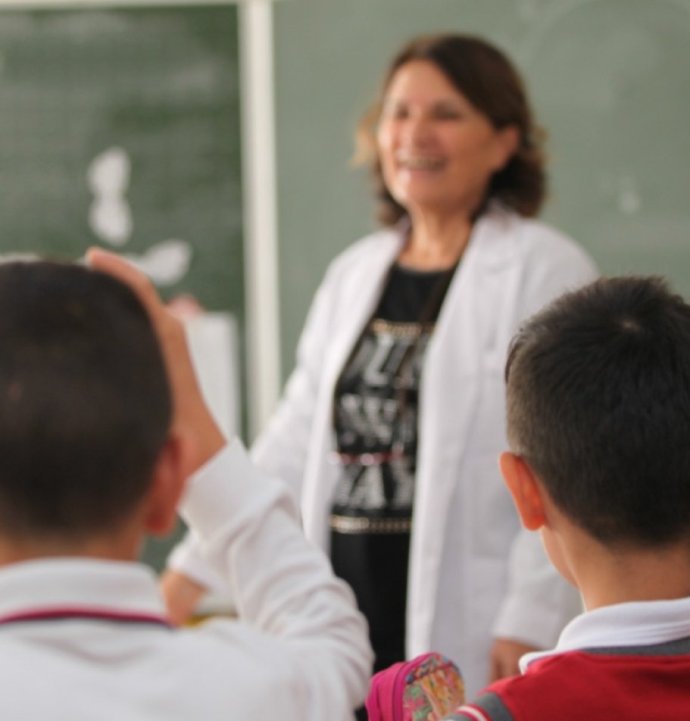 Sözleşmeli öğretmenlere kadro ve tayin müjdesi