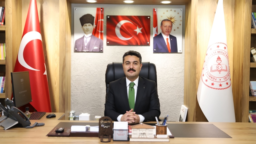 Sivas’ta velileri kızdıran kaynak kitap dayatması! Fatih Müdür ne diyecek?