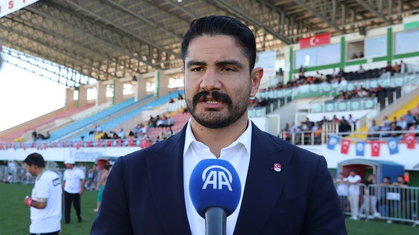Taha Akgül "aslan güreşçilerine" güveniyor