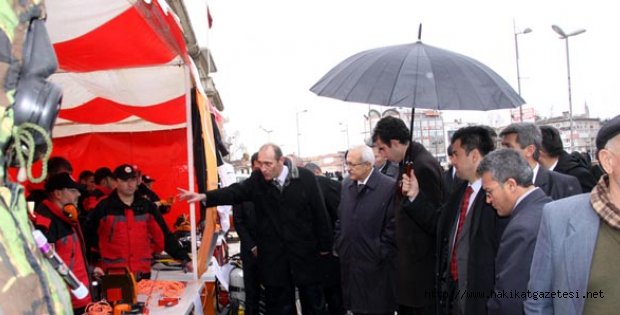 Kurtarma ve Teknoloji Malzemeleri  Sergisi Açıldı