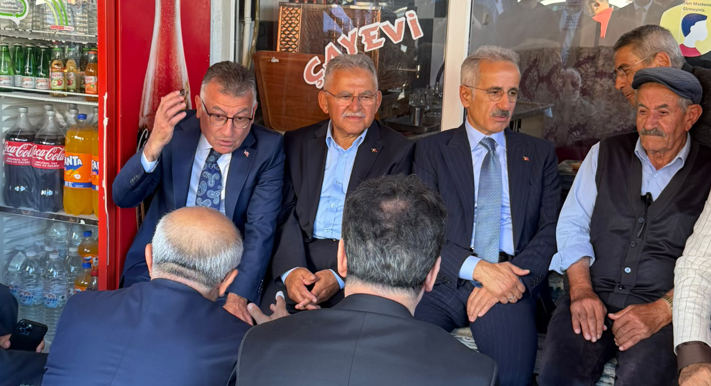Uraloğlu Gürün’de esnafla buluştu