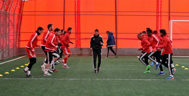 Yiğidolar Kapalıda Çalıştı