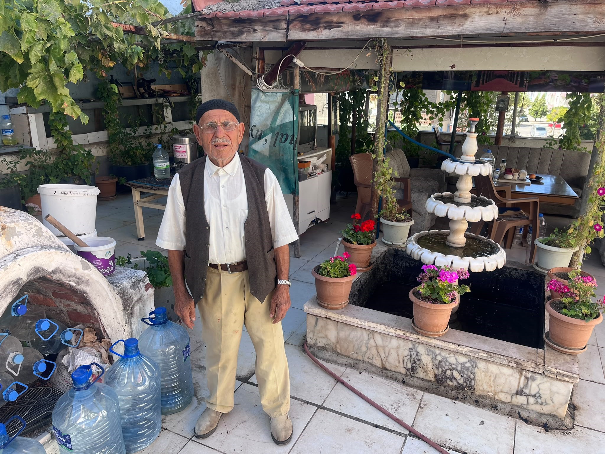 Bir asrı geride bıraktı, uzun yaşamın sırlarını anlattı