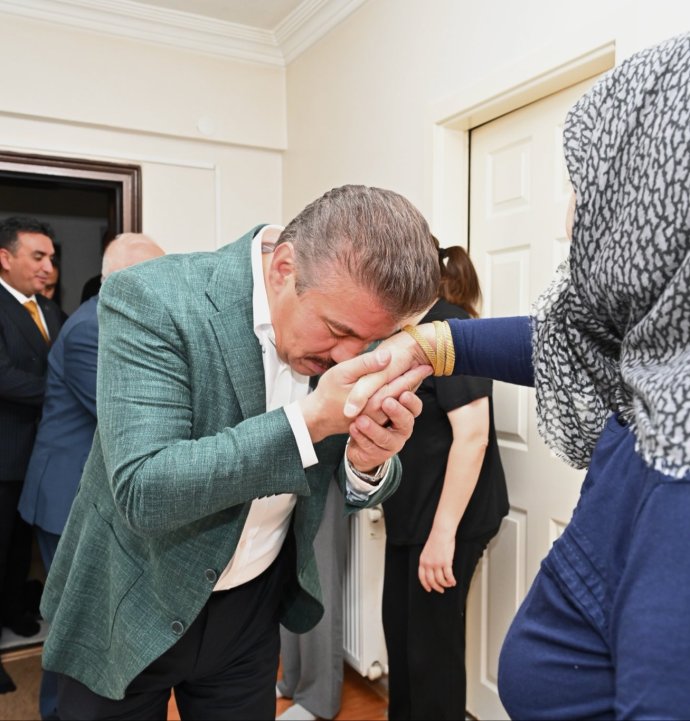 Adalet Komisyonu Başkanı'ndan Sivas'ta şehit ailesine ziyaret