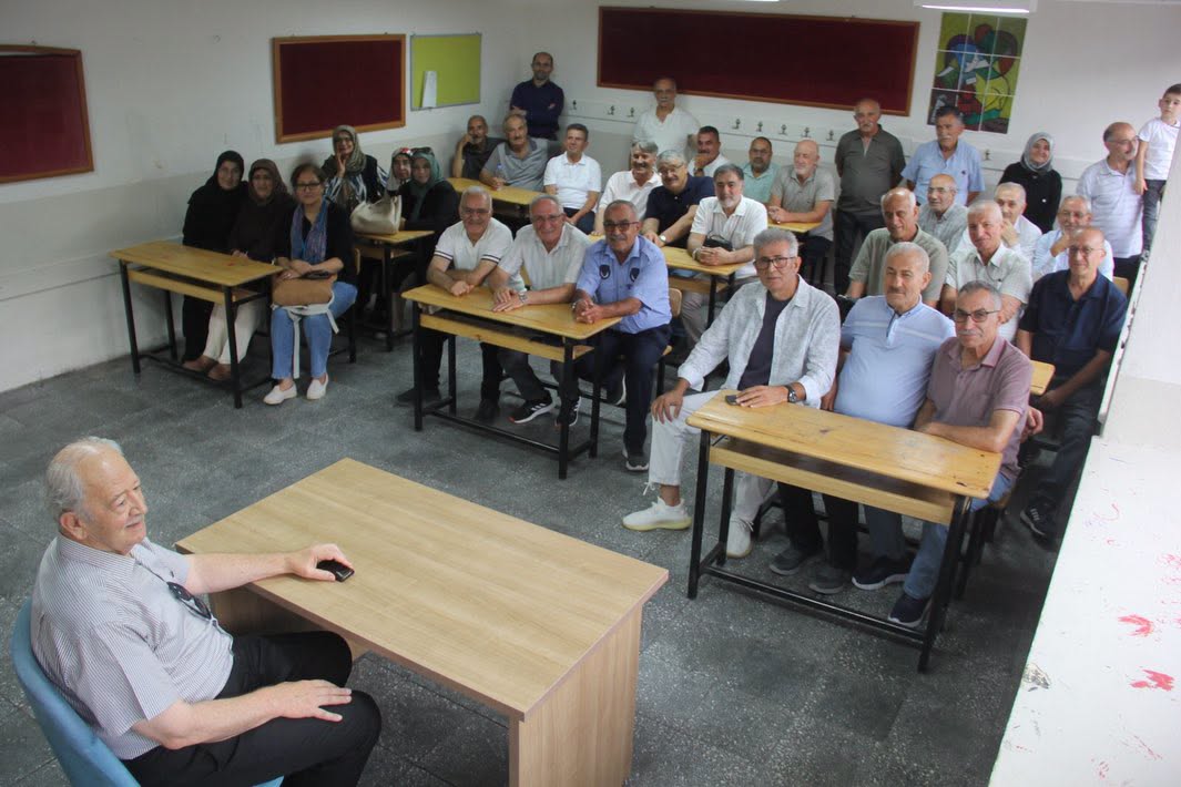 46 yıllık özlem sözleştikleri yerde bitti: Zara Lisesi mezunları buluştu!