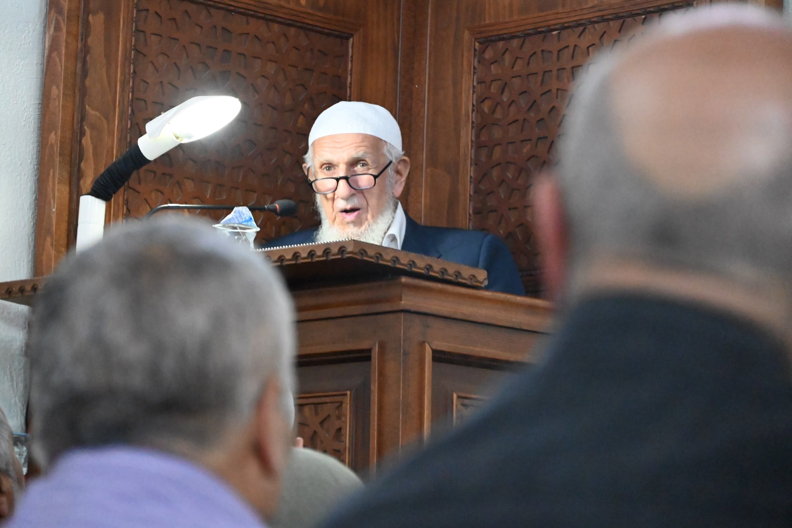 Cevat Akşit Hoca Sivas'ta sohbet verdi