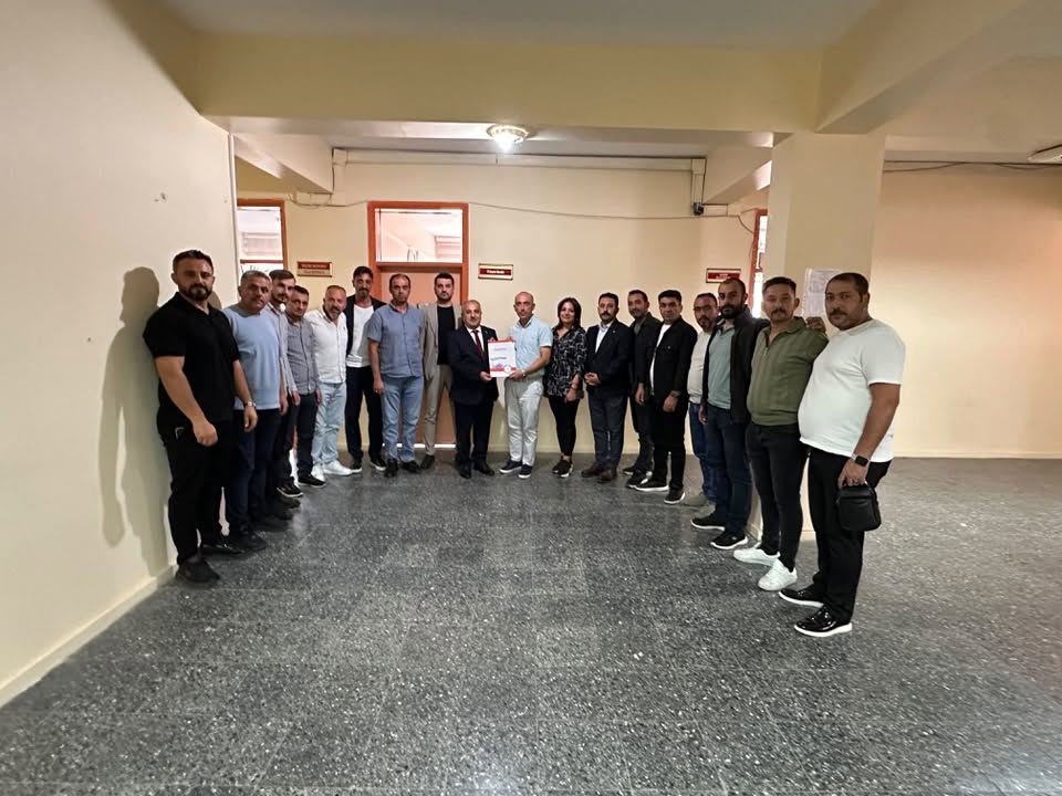 Halil İbrahim Eyce, mazbatasını aldı