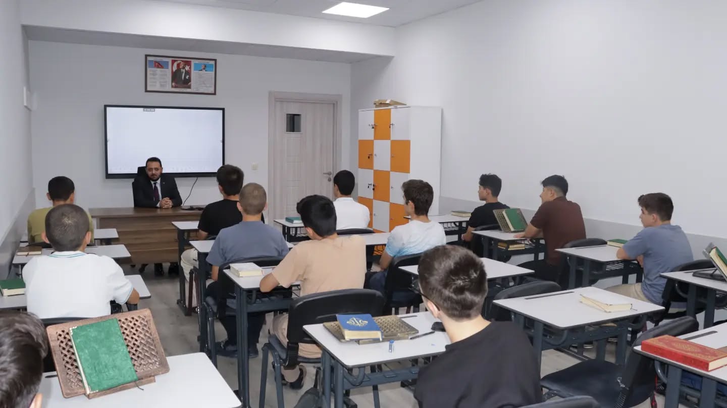 Siyer dersinde buluştular